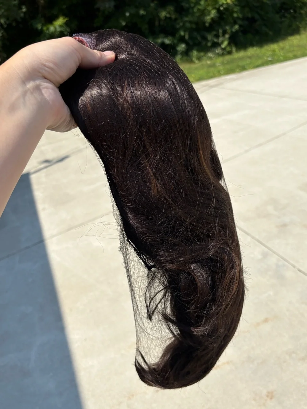 BROWN WIG